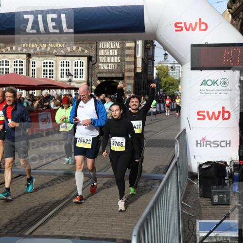 05.10.2025 - 20. swb-Marathon Bremen Yannick Fuchs http://msf.ph/oto/9235464 05.10.2025 11:04:51 Ziel 9532, 9623, 9750, 9765, 9771, 9812, 9915, 10422, 10451, 10485, 10532, 10557, 10964, 11035, 11427, 11546, 11615 meine-sportfotos.de