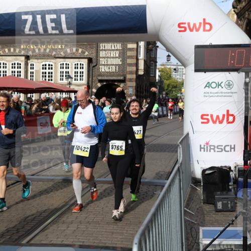 05.10.2025 - 20. swb-Marathon Bremen Yannick Fuchs http://msf.ph/oto/9235465 05.10.2025 11:04:52 Ziel 9532, 9623, 9750, 9765, 9771, 9812, 9927, 10422, 10451, 10532, 10557, 10964, 11035, 11427, 11546, 11615 meine-sportfotos.de