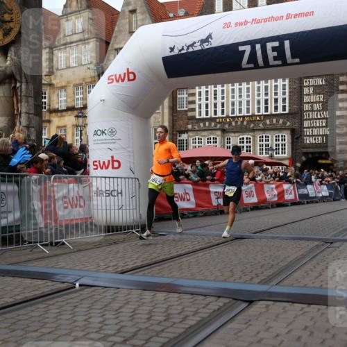 05.10.2025 - 20. swb-Marathon Bremen Yannick Fuchs http://msf.ph/oto/9235655 05.10.2025 10:36:55 Ziel 9429, 9833, 10425 meine-sportfotos.de