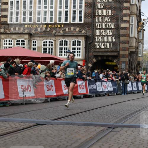 05.10.2025 - 20. swb-Marathon Bremen Yannick Fuchs http://msf.ph/oto/9235835 05.10.2025 10:37:21 Ziel 11213 meine-sportfotos.de