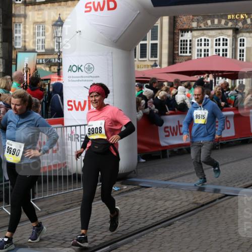 05.10.2025 - 20. swb-Marathon Bremen Yannick Fuchs http://msf.ph/oto/9235883 05.10.2025 11:05:27 Ziel 9440, 9515, 9690, 9908, 9944, 10255, 10343, 10990, 11106, 11501, 11540, 11650, 11707 meine-sportfotos.de
