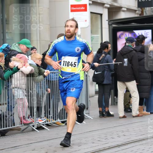 05.10.2025 - 20. swb-Marathon Bremen Strokosch-Dieckow http://msf.ph/oto/9235888 05.10.2025 10:43:56 Ziel 9361, 9614, 9919, 10044, 10348, 10351, 10505, 10649, 10652, 10666, 10780, 10816, 11316, 11503, 11645, 11648, 11659, 9361, 9614, 9919, 10044, 10348, 10351, 10505, 10649, 10652, 10666, 10780, 10816, 11316, 11503, 11645, 11648, 11659 meine-sportfotos.de