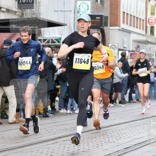 05.10.2025 - 20. swb-Marathon Bremen Strokosch-Dieckow http://msf.ph/oto/9235956 05.10.2025 10:44:01 Ziel 9361, 10044, 10348, 10505, 10649, 10666, 10816, 11645, 11648, 11659, 9361, 10044, 10348, 10505, 10649, 10666, 10816, 11645, 11648, 11659 meine-sportfotos.de