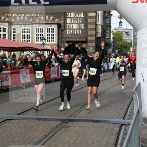 05.10.2025 - 20. swb-Marathon Bremen Yannick Fuchs http://msf.ph/oto/9235972 05.10.2025 11:05:30 Ziel 9515, 9690, 9713, 9908, 9944, 10828, 11064, 11106, 11501, 11540 meine-sportfotos.de