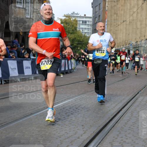 05.10.2025 - 20. swb-Marathon Bremen Strokosch-Dieckow http://msf.ph/oto/9236020 05.10.2025 10:55:22 Ziel 9201, 9350, 9514, 9654, 9722, 9902, 9933, 10116, 10256, 10260, 10970, 11025, 11115, 11380, 11431, 11702 meine-sportfotos.de
