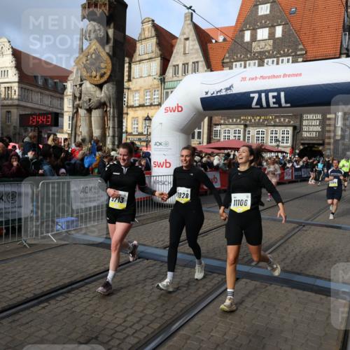 05.10.2025 - 20. swb-Marathon Bremen Yannick Fuchs http://msf.ph/oto/9236101 05.10.2025 11:05:33 Ziel 9515, 9713, 9944, 10158, 10289, 10511, 10828, 11064, 11106 meine-sportfotos.de