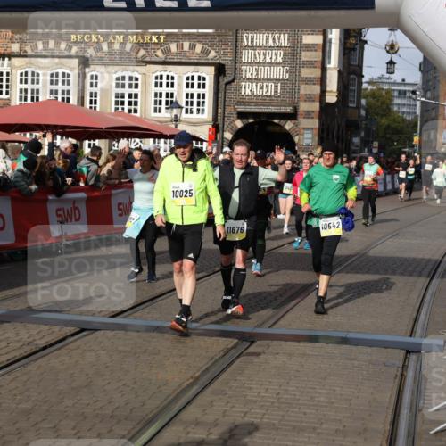 05.10.2025 - 20. swb-Marathon Bremen Yannick Fuchs http://msf.ph/oto/9236287 05.10.2025 11:05:37 Ziel 7654, 9713, 9752, 10025, 10158, 10289, 10426, 10511, 10542, 10828, 11064, 11106, 11164, 11676 meine-sportfotos.de