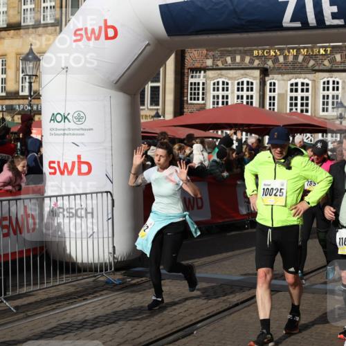 05.10.2025 - 20. swb-Marathon Bremen Yannick Fuchs http://msf.ph/oto/9236357 05.10.2025 11:05:39 Ziel 7654, 9210, 9419, 9752, 10025, 10158, 10289, 10426, 10437, 10511, 10542, 11064, 11164, 11676, 11681 meine-sportfotos.de