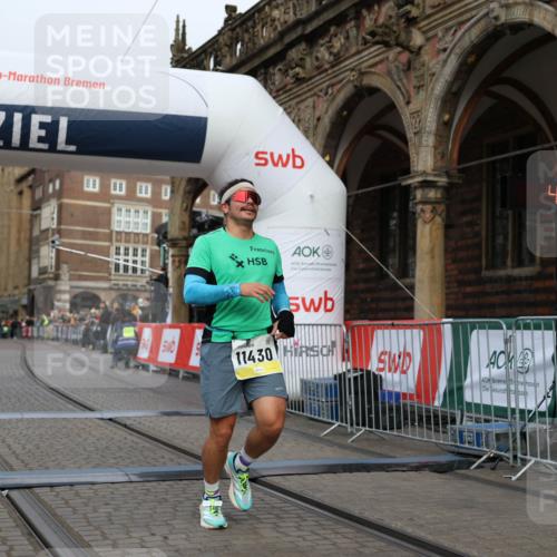 05.10.2025 - 20. swb-Marathon Bremen Yannick Fuchs http://msf.ph/oto/9236774 05.10.2025 10:38:32 Ziel 9809, 11430 meine-sportfotos.de