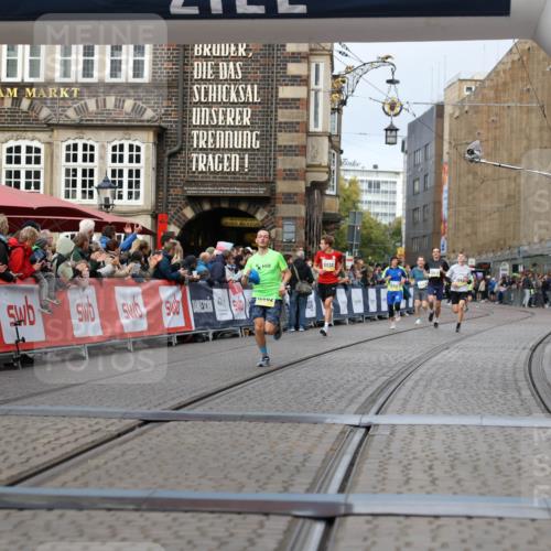 05.10.2025 - 20. swb-Marathon Bremen Yannick Fuchs http://msf.ph/oto/9236817 05.10.2025 10:38:48 Ziel 10862 meine-sportfotos.de
