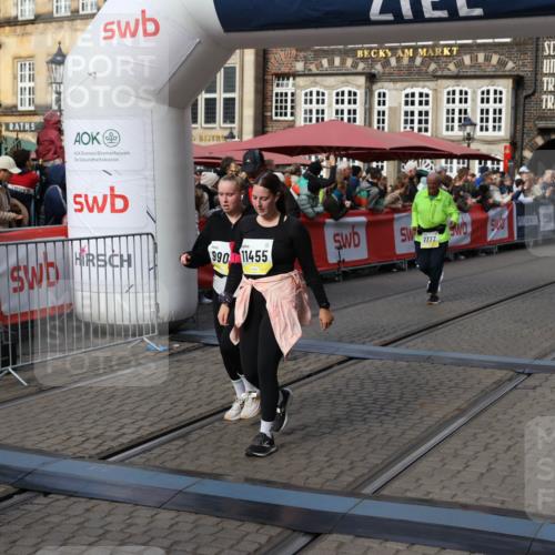 05.10.2025 - 20. swb-Marathon Bremen Yannick Fuchs http://msf.ph/oto/9236941 05.10.2025 11:05:57 Ziel 7777, 9423, 9907, 10197, 10529, 10619, 10769, 11455 meine-sportfotos.de