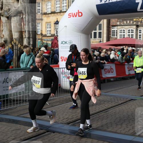 05.10.2025 - 20. swb-Marathon Bremen Yannick Fuchs http://msf.ph/oto/9236971 05.10.2025 11:05:58 Ziel 7777, 9423, 9907, 10619, 10769, 11455 meine-sportfotos.de