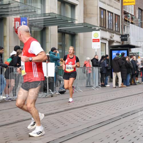 05.10.2025 - 20. swb-Marathon Bremen Strokosch-Dieckow http://msf.ph/oto/9237166 05.10.2025 10:45:18 Ziel 28, 8000, 9200, 9222, 9250, 9709, 9960, 10053, 10350, 10447, 10639, 10682, 10792, 10823, 11403, 11585, 11678, 11745, 28, 8000, 9200, 9222, 9250, 9709, 9960, 10053, 10350, 10447, 10639, 10682, 10792, 10823, 11403, 11585, 11678, 11745 meine-sportfotos.de
