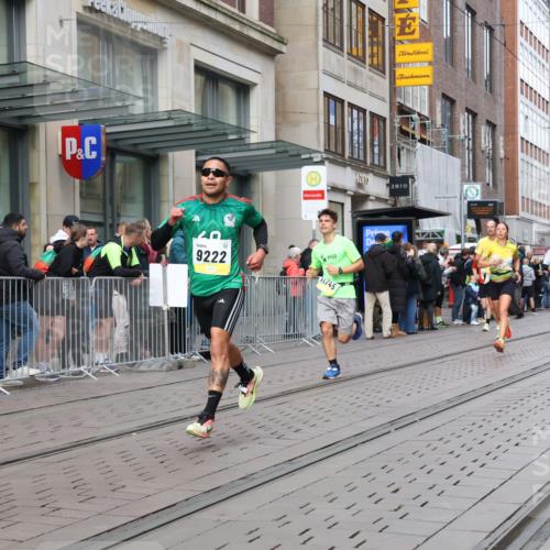 05.10.2025 - 20. swb-Marathon Bremen Strokosch-Dieckow http://msf.ph/oto/9237273 05.10.2025 10:45:22 Ziel 28, 8000, 9200, 9222, 9250, 9285, 9709, 9960, 10053, 10350, 10639, 10682, 10773, 10792, 10823, 11678, 11745, 28, 8000, 9200, 9222, 9250, 9285, 9709, 9960, 10053, 10350, 10639, 10682, 10773, 10792, 10823, 11678, 11745 meine-sportfotos.de