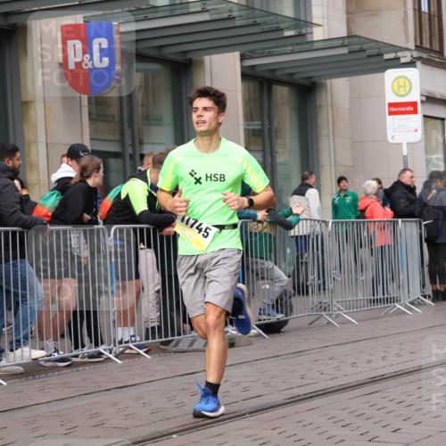 05.10.2025 - 20. swb-Marathon Bremen Strokosch-Dieckow http://msf.ph/oto/9237303 05.10.2025 10:45:23 Ziel 28, 8000, 9200, 9222, 9250, 9285, 9709, 9960, 10053, 10350, 10639, 10682, 10773, 10792, 10823, 11678, 11745, 28, 8000, 9200, 9222, 9250, 9285, 9709, 9960, 10053, 10350, 10639, 10682, 10773, 10792, 10823, 11678, 11745 meine-sportfotos.de