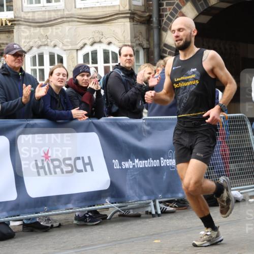 05.10.2025 - 20. swb-Marathon Bremen Strokosch-Dieckow http://msf.ph/oto/9237340 05.10.2025 12:40:14 Ziel 1714, 2138 meine-sportfotos.de