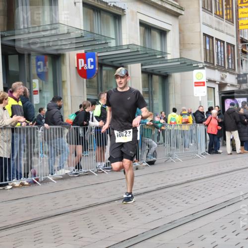 05.10.2025 - 20. swb-Marathon Bremen Strokosch-Dieckow http://msf.ph/oto/9237563 05.10.2025 10:45:33 Ziel 28, 9285, 9397, 9500, 9709, 9876, 9960, 10090, 10350, 10639, 10688, 10773, 10792, 10823, 11074, 11513, 11617, 28, 9285, 9397, 9500, 9709, 9876, 9960, 10090, 10350, 10639, 10688, 10773, 10792, 10823, 11074, 11513, 11617 meine-sportfotos.de