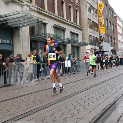 05.10.2025 - 20. swb-Marathon Bremen Strokosch-Dieckow http://msf.ph/oto/9237625 05.10.2025 10:45:35 Ziel 28, 9285, 9397, 9500, 9876, 9960, 10090, 10350, 10688, 10773, 10792, 10823, 10858, 11074, 11513, 11617, 28, 9285, 9397, 9500, 9876, 9960, 10090, 10350, 10688, 10773, 10792, 10823, 10858, 11074, 11513, 11617 meine-sportfotos.de