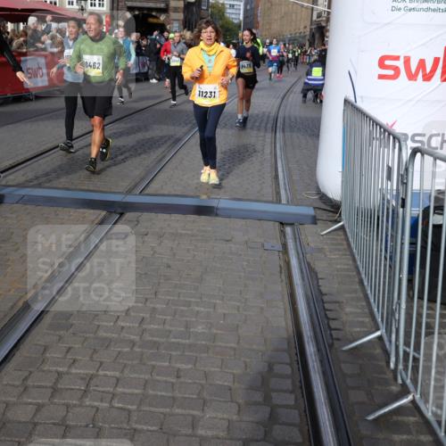 05.10.2025 - 20. swb-Marathon Bremen Yannick Fuchs http://msf.ph/oto/9237637 05.10.2025 11:06:15 Ziel 9355, 9438, 9786, 9931, 10081, 10095, 10100, 10101, 10192, 10462, 10587, 10597, 10623, 10848, 11134, 11231, 11525 meine-sportfotos.de
