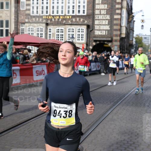 05.10.2025 - 20. swb-Marathon Bremen Yannick Fuchs http://msf.ph/oto/9237752 05.10.2025 11:06:17 Ziel 9387, 9438, 9786, 10081, 10100, 10101, 10192, 10249, 10462, 10623, 10848, 11231, 11296, 11433, 11525 meine-sportfotos.de