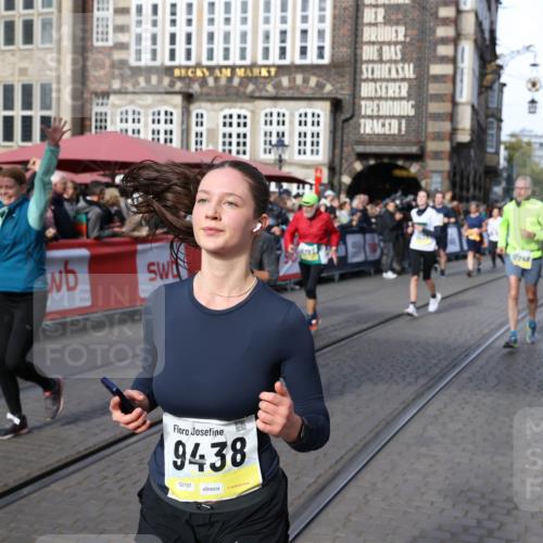 05.10.2025 - 20. swb-Marathon Bremen Yannick Fuchs http://msf.ph/oto/9237760 05.10.2025 11:06:17 Ziel 9387, 9438, 9786, 10081, 10100, 10101, 10192, 10249, 10462, 10623, 10848, 11231, 11296, 11433, 11525 meine-sportfotos.de