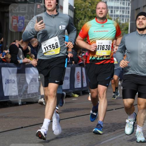 05.10.2025 - 20. swb-Marathon Bremen Strokosch-Dieckow http://msf.ph/oto/9238034 05.10.2025 10:56:10 Ziel 9258, 9811, 9855, 9968, 10006, 10009, 10664, 10989, 10992, 11095, 11364, 11366, 11554, 11620, 11630, 11693, 11741 meine-sportfotos.de