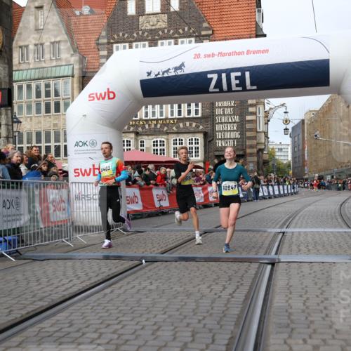 05.10.2025 - 20. swb-Marathon Bremen Yannick Fuchs http://msf.ph/oto/9238042 05.10.2025 10:39:12 Ziel 9403, 10847, 11594 meine-sportfotos.de