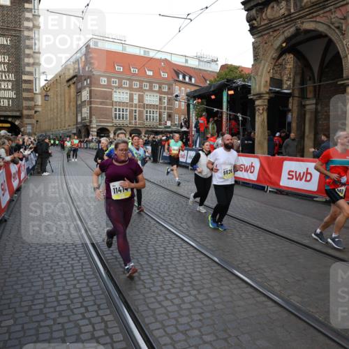 05.10.2025 - 20. swb-Marathon Bremen Yannick Fuchs http://msf.ph/oto/9238047 05.10.2025 11:06:55 Ziel 9321, 9605, 9826, 10001, 10148, 10168, 10498, 10580, 10747, 10748, 10937, 11355, 11389, 11414, 11497, 11565, 11747 meine-sportfotos.de
