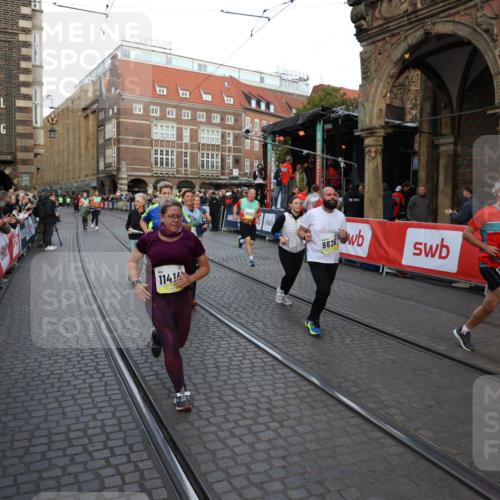 05.10.2025 - 20. swb-Marathon Bremen Yannick Fuchs http://msf.ph/oto/9238059 05.10.2025 11:06:55 Ziel 9321, 9605, 9826, 10001, 10148, 10168, 10498, 10580, 10747, 10748, 10937, 11355, 11389, 11414, 11497, 11565, 11747 meine-sportfotos.de