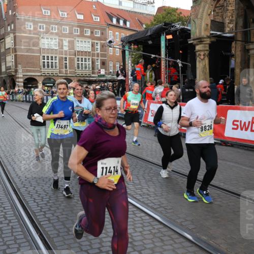 05.10.2025 - 20. swb-Marathon Bremen Yannick Fuchs http://msf.ph/oto/9238076 05.10.2025 11:06:56 Ziel 8574, 9321, 9605, 9826, 9942, 10001, 10148, 10168, 10498, 10580, 10747, 10748, 10937, 11355, 11389, 11414, 11497, 11565 meine-sportfotos.de
