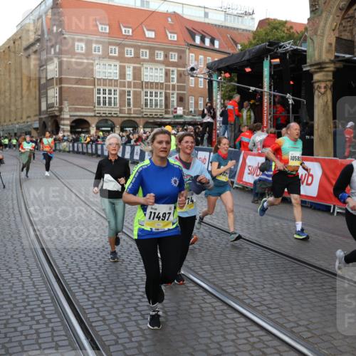 05.10.2025 - 20. swb-Marathon Bremen Yannick Fuchs http://msf.ph/oto/9238127 05.10.2025 11:06:56 Ziel 8574, 9321, 9605, 9826, 9942, 10001, 10148, 10168, 10498, 10580, 10747, 10748, 10937, 11355, 11389, 11414, 11497, 11565 meine-sportfotos.de