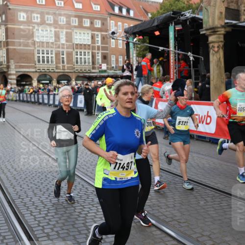 05.10.2025 - 20. swb-Marathon Bremen Yannick Fuchs http://msf.ph/oto/9238141 05.10.2025 11:06:57 Ziel 8574, 9321, 9605, 9826, 9942, 10001, 10148, 10168, 10498, 10580, 10747, 10748, 10937, 11355, 11389, 11414, 11497, 11565 meine-sportfotos.de