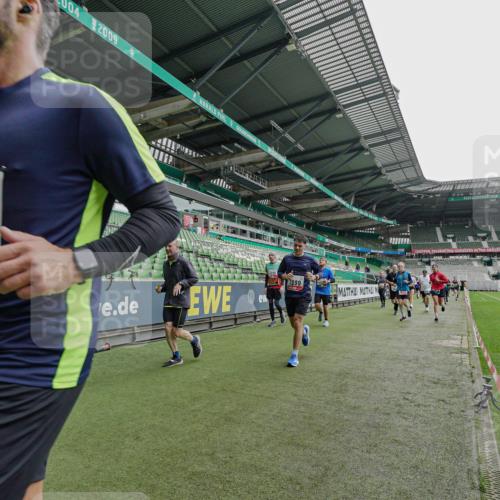 05.10.2025 - 20. swb-Marathon Bremen Michael Burmester http://msf.ph/oto/9238263 05.10.2025 13:02:05 Laufen im Stadion 152, 428, 493, 546, 672, 772, 843, 921, 979, 1030, 1256, 1348, 1361, 1452, 1732, 1744, 1759, 1856, 1893, 1899, 1924, 1933, 1996, 2096, 2102, 2143, 2245, 2272, 2306, 2555, 2565, 2774, 2796, 2910, 2912, 2918, 2991, 3053, 3206, 3208, 3217, 3387, 3525, 3526, 3662, 3663, 3673, 3861, 3877, 3926, 3930, 4017, 4018, 4086, 4129, 4364, 4409, 4444, 4477, 4481, 4564, 4618, 4688, 4705, 4847, 4882, 4947, 4980, 4985, 5309, 5557, 5570, 5580, 5652, 5731, 5893, 5934, 6157, 6328, 6382, 58, 440 meine-sportfotos.de