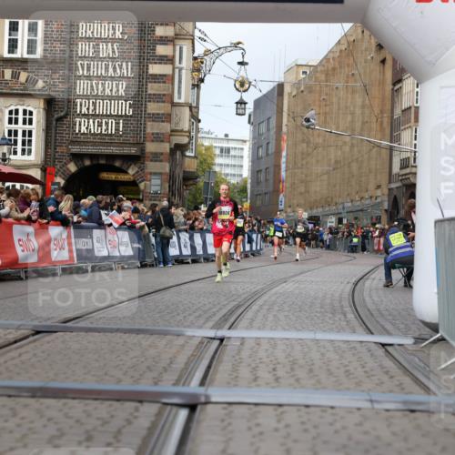 05.10.2025 - 20. swb-Marathon Bremen Yannick Fuchs http://msf.ph/oto/9238297 05.10.2025 10:39:22 Ziel 10908 meine-sportfotos.de