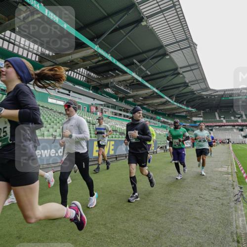 05.10.2025 - 20. swb-Marathon Bremen Michael Burmester http://msf.ph/oto/9238588 05.10.2025 13:02:32 Laufen im Stadion 97, 293, 518, 616, 721, 729, 772, 828, 843, 921, 1030, 1121, 1256, 1348, 1405, 1452, 1704, 1733, 1744, 1856, 1899, 1924, 1944, 2143, 2272, 2306, 2393, 2772, 2774, 2910, 2912, 3053, 3206, 3217, 3424, 3525, 3526, 3861, 3917, 3926, 3930, 4017, 4018, 4129, 4322, 4409, 4444, 4464, 4477, 4481, 4564, 4688, 4705, 4714, 4817, 4847, 4885, 4985, 5652, 5755, 5884, 5893, 5934, 6157, 6325, 6328, 6382, 7217, 7407, 7433, 7659, 8526, 8957, 152, 428, 493, 1361, 1759, 1933, 2245, 2555, 2796 meine-sportfotos.de