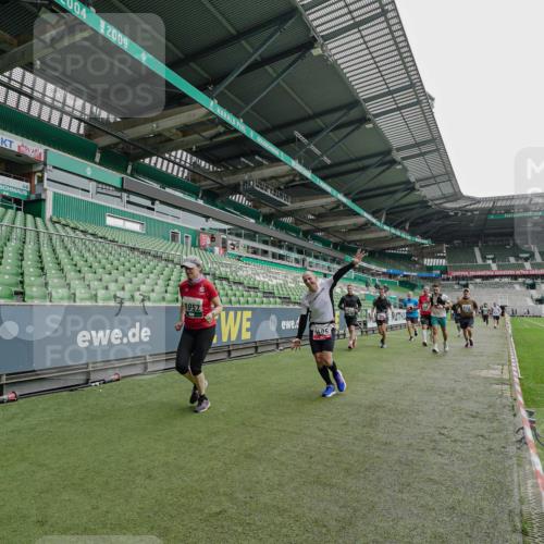 05.10.2025 - 20. swb-Marathon Bremen Michael Burmester http://msf.ph/oto/9238704 05.10.2025 13:02:46 Laufen im Stadion 97, 293, 518, 616, 721, 729, 764, 828, 843, 921, 1121, 1405, 1568, 1670, 1704, 1733, 1744, 1836, 1924, 1944, 2272, 2357, 2393, 2772, 2774, 2984, 3147, 3217, 3424, 3861, 3917, 3926, 3930, 4026, 4129, 4321, 4322, 4464, 4477, 4481, 4564, 4688, 4714, 4817, 4847, 4885, 4985, 5652, 5755, 5884, 5893, 6215, 6325, 6328, 6382, 6481, 6666, 7217, 7407, 7433, 7659, 8375, 8526, 8957, 428, 772, 1030, 1256, 1348, 1452, 1856, 1899, 2143, 2245, 2306, 2555, 2796, 2910 meine-sportfotos.de