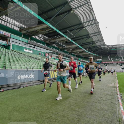 05.10.2025 - 20. swb-Marathon Bremen Michael Burmester http://msf.ph/oto/9238741 05.10.2025 13:02:49 Laufen im Stadion 97, 293, 518, 616, 721, 729, 764, 828, 843, 921, 1121, 1405, 1568, 1670, 1704, 1733, 1744, 1836, 1924, 1944, 2272, 2357, 2393, 2772, 2774, 2984, 3019, 3147, 3217, 3424, 3861, 3917, 3930, 4026, 4129, 4321, 4322, 4464, 4477, 4481, 4688, 4714, 4817, 4847, 4885, 4985, 5652, 5755, 5884, 5893, 6215, 6325, 6328, 6382, 6481, 6666, 7217, 7407, 7433, 7659, 8375, 8526, 8957, 428, 772, 1030, 1256, 1348, 1452, 1744, 1856, 1899, 1924, 2143, 2306, 2910 meine-sportfotos.de