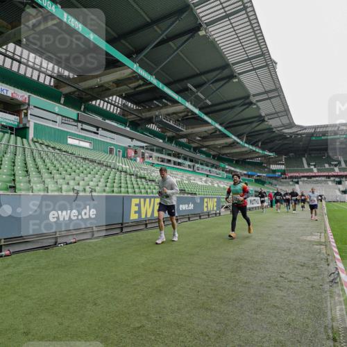 05.10.2025 - 20. swb-Marathon Bremen Michael Burmester http://msf.ph/oto/9238795 05.10.2025 13:02:55 Laufen im Stadion 97, 227, 293, 375, 518, 616, 721, 729, 764, 828, 843, 921, 1121, 1405, 1568, 1670, 1704, 1733, 1836, 1944, 2357, 2393, 2407, 2772, 2774, 2960, 2984, 3019, 3147, 3217, 3424, 3917, 4026, 4129, 4321, 4322, 4464, 4477, 4481, 4688, 4714, 4769, 4817, 4847, 4885, 4985, 5527, 5652, 5755, 5867, 5884, 6215, 6325, 6382, 6417, 6481, 6666, 7217, 7315, 7316, 7407, 7433, 7540, 7659, 8375, 8526, 8957, 772, 843, 1030, 1256, 1348, 1452, 1744, 1856, 1899, 1924, 2143, 2272, 2306, 2910 meine-sportfotos.de