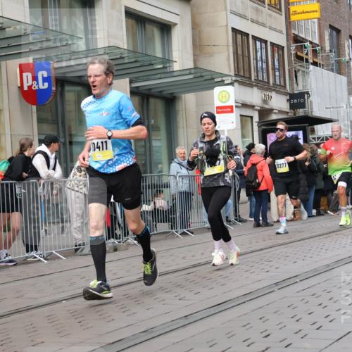 05.10.2025 - 20. swb-Marathon Bremen Strokosch-Dieckow http://msf.ph/oto/9238806 05.10.2025 10:46:26 Ziel 9009, 9207, 9366, 9413, 9961, 10268, 10277, 10411, 10452, 10509, 10661, 10750, 11189, 11268, 11327, 9009, 9207, 9366, 9413, 9961, 10268, 10277, 10411, 10452, 10509, 10661, 10750, 11189, 11268, 11327 meine-sportfotos.de