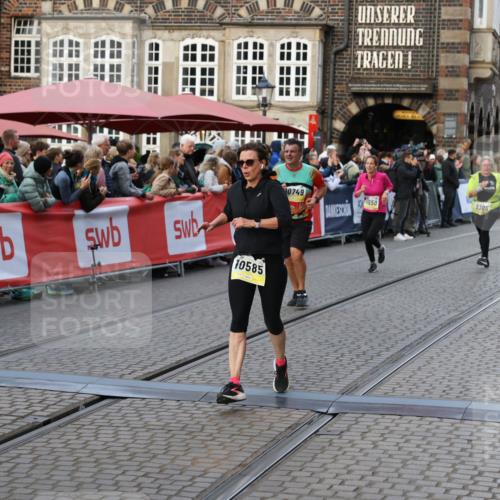 05.10.2025 - 20. swb-Marathon Bremen Yannick Fuchs http://msf.ph/oto/9238892 05.10.2025 11:07:41 Ziel 9306, 9780, 10037, 10223, 10585, 10650, 10749, 10776, 10854, 11159, 11262, 11384, 11529, 11584 meine-sportfotos.de