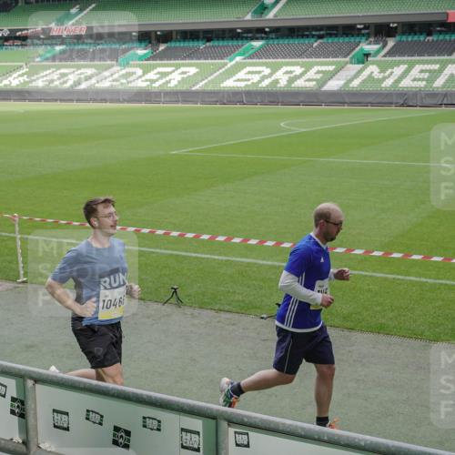 05.10.2025 - 20. swb-Marathon Bremen Michael Burmester http://msf.ph/oto/9239005 05.10.2025 10:33:57 Laufen im Stadion 5172, 7077, 9000, 9221, 9258, 9266, 9282, 9309, 9314, 9359, 9424, 9472, 9489, 9520, 9521, 9529, 9541, 9560, 9569, 9577, 9591, 9633, 9654, 9714, 9717, 9811, 9855, 9881, 9882, 9902, 9935, 10003, 10005, 10015, 10024, 10028, 10032, 10069, 10107, 10116, 10178, 10180, 10195, 10231, 10232, 10233, 10256, 10287, 10302, 10307, 10323, 10398, 10408, 10466, 10484, 10533, 10546, 10590, 10591, 10641, 10755, 10758, 10794, 10915, 10992, 9260, 9367, 9402, 9492 meine-sportfotos.de