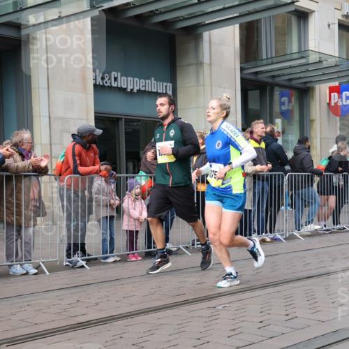 05.10.2025 - 20. swb-Marathon Bremen Strokosch-Dieckow http://msf.ph/oto/9239079 05.10.2025 10:46:36 Ziel 9413, 9562, 10277, 10452, 10509, 10661, 10750, 10789, 11189, 9413, 9562, 10277, 10452, 10509, 10661, 10750, 10789, 11189 meine-sportfotos.de