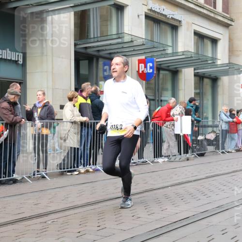 05.10.2025 - 20. swb-Marathon Bremen Strokosch-Dieckow http://msf.ph/oto/9239156 05.10.2025 10:46:40 Ziel 9413, 9546, 9562, 10452, 10509, 10661, 10750, 10789, 11189, 9413, 9546, 9562, 10452, 10509, 10661, 10750, 10789, 11189 meine-sportfotos.de