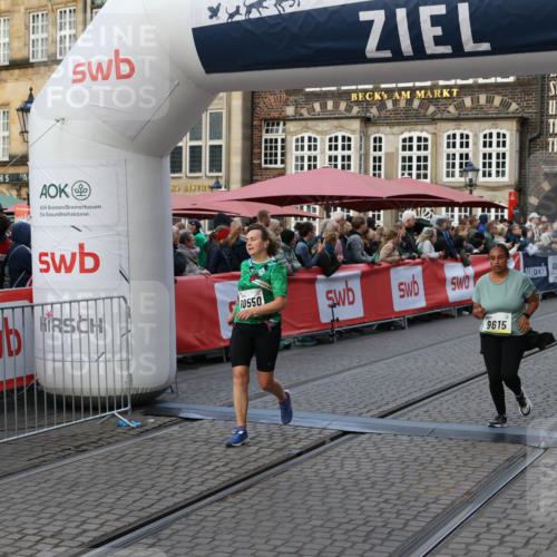 05.10.2025 - 20. swb-Marathon Bremen Yannick Fuchs http://msf.ph/oto/9239235 05.10.2025 11:07:52 Ziel 9615, 10550 meine-sportfotos.de
