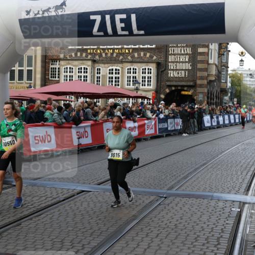 05.10.2025 - 20. swb-Marathon Bremen Yannick Fuchs http://msf.ph/oto/9239286 05.10.2025 11:07:53 Ziel 9615, 10550 meine-sportfotos.de