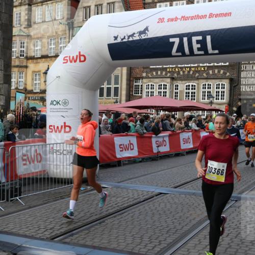 05.10.2025 - 20. swb-Marathon Bremen Yannick Fuchs http://msf.ph/oto/9239568 05.10.2025 11:08:03 Ziel 8123, 9212, 10135, 10366, 10706, 10782, 10783 meine-sportfotos.de