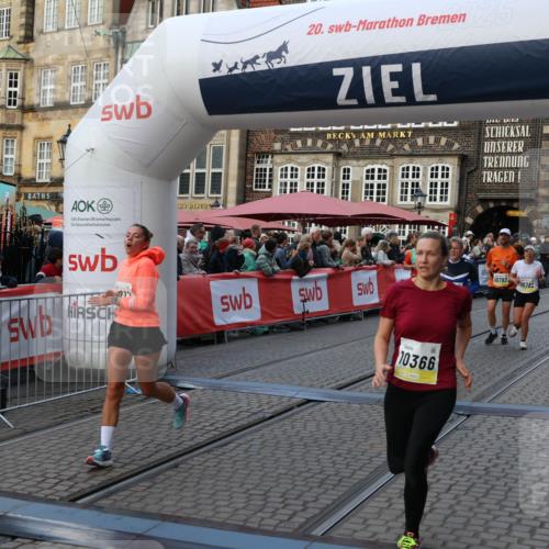 05.10.2025 - 20. swb-Marathon Bremen Yannick Fuchs http://msf.ph/oto/9239578 05.10.2025 11:08:03 Ziel 8123, 9212, 10135, 10366, 10706, 10782, 10783 meine-sportfotos.de