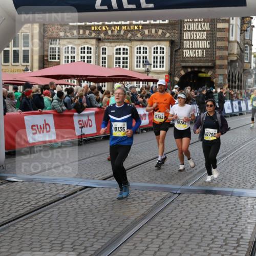 05.10.2025 - 20. swb-Marathon Bremen Yannick Fuchs http://msf.ph/oto/9239661 05.10.2025 11:08:04 Ziel 8123, 9212, 10135, 10365, 10366, 10706, 10782, 10783, 11677 meine-sportfotos.de