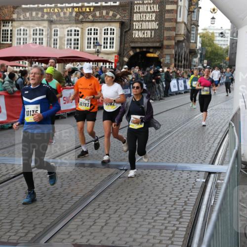 05.10.2025 - 20. swb-Marathon Bremen Yannick Fuchs http://msf.ph/oto/9239700 05.10.2025 11:08:05 Ziel 8123, 9212, 10135, 10365, 10366, 10706, 10782, 10783, 11677 meine-sportfotos.de