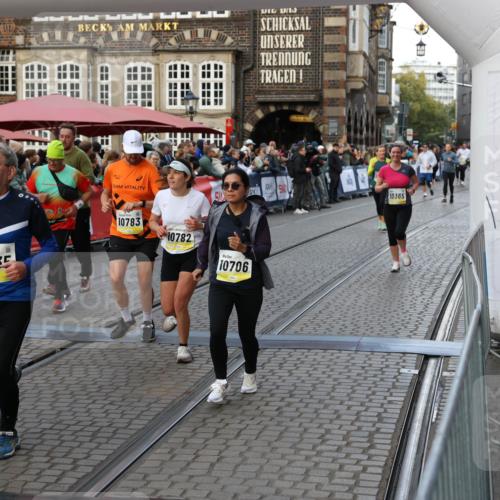 05.10.2025 - 20. swb-Marathon Bremen Yannick Fuchs http://msf.ph/oto/9239715 05.10.2025 11:08:05 Ziel 8123, 9212, 10135, 10365, 10366, 10706, 10782, 10783, 11677 meine-sportfotos.de